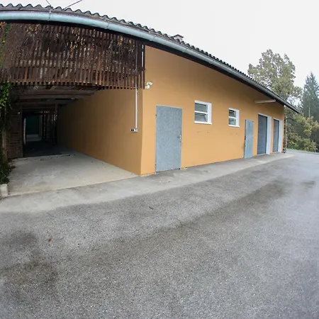 Holiday home Zum Stroama Mitterlimberg